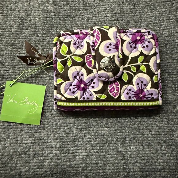 Vera Bradley Snappy Wallet Plum Petals Floral Quilted Snap On Card Holder Hippie - Picture 1 of 7